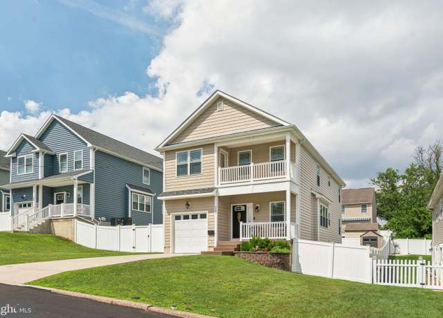 Property at 3761 Glenn St, Philadelphia, PA 19114, 4 beds, 2.5 baths