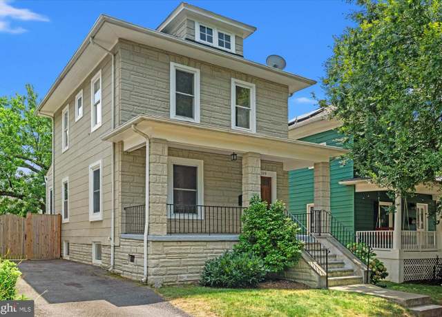 Property at 119 E Clifford Ave, Alexandria, VA 22305, 3 beds, 3.5 baths