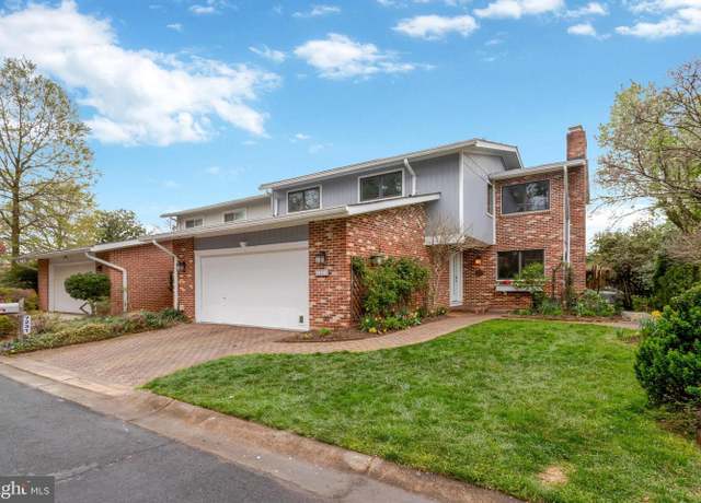 Property at 7231 Vistas Ln, Mclean, VA 22101, 4 beds, 4.5 baths