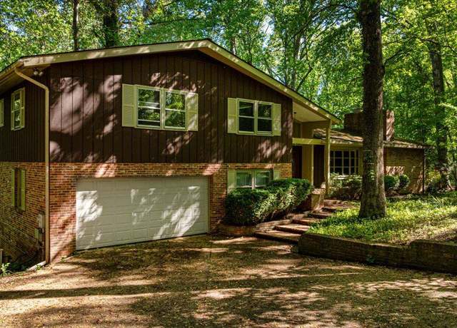 Property at 7818 Georgetown Pike, Mclean, VA 22102, 4 beds, 3 baths