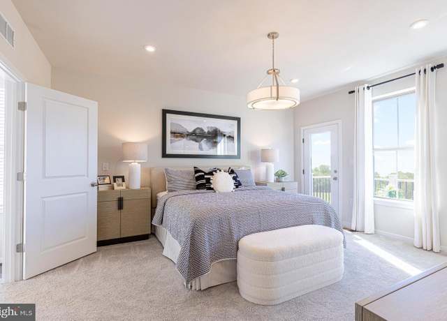 Property at 19748 Misty Moss Sq, Ashburn, VA 20147, 3 beds, 2.5 baths
