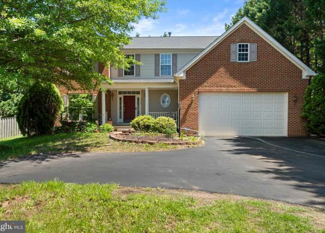 Property at 7313 Early Marker Ct, Gainesville, VA 20155, 4 beds, 3.5 baths