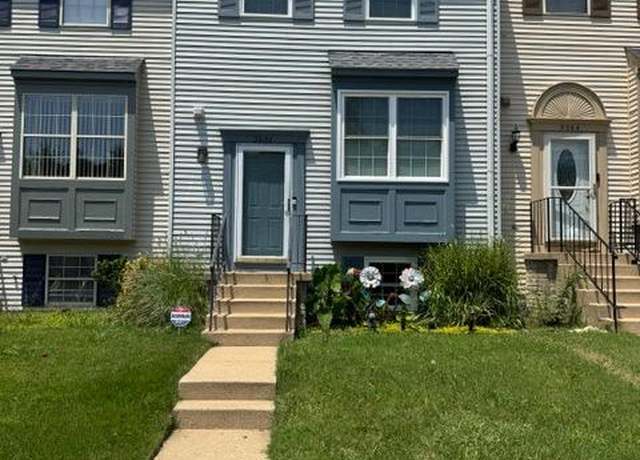 Property at 3066 Antrim Cir, Dumfries, VA 22026, 3 beds, 2.5 baths