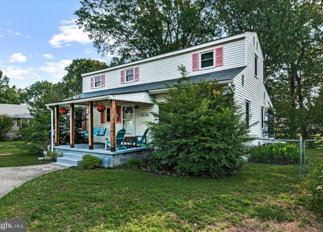Property at 412 Marshall Ave, Colonial Beach, VA 22443, 3 beds, 2.5 baths