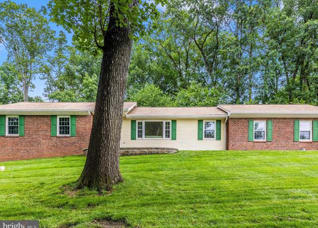 Property at 200 Magers Dr, Westminster, MD 21158, 3 beds, 2 baths