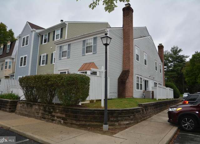 Property at 11308 Appledowre Way #585, Germantown, MD 20876, 3 beds, 2.5 baths