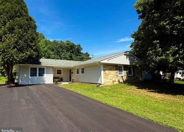 Property at 4010 Wharton Turn, Bowie, MD 20715, 4 beds, 2 baths