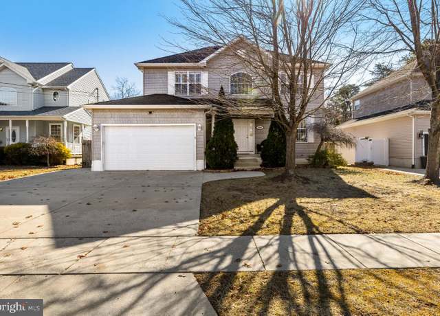 Property at 2506 Spruce Ave, Egg Harbor Township, NJ 08234, 3 beds, 2.5 baths