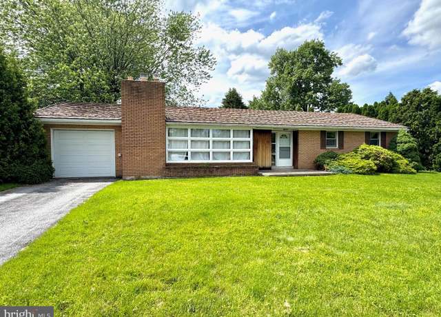 Property at 116 N Elm St, Robesonia, PA 19551, 3 beds, 1.5 baths