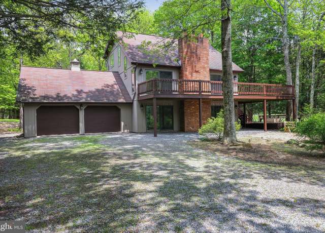 Property at 340 Bear Creek Lake Dr, Jim Thorpe, PA 18229, 4 beds, 3 baths