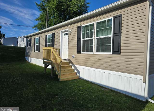 Property at 3591 Mobile Rd, Harrisburg, PA 17109, 3 beds, 2 baths