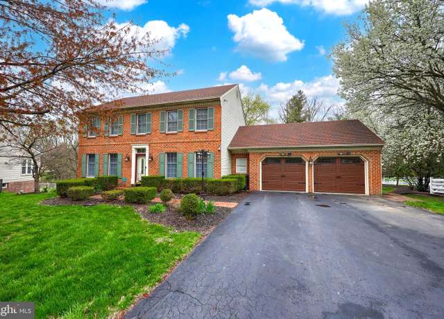 Property at 2000 Chapel Forge Dr, Lancaster, PA 17601, 4 beds, 2.5 baths