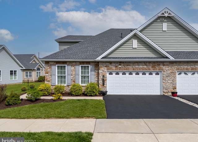 Property at 4371 Founders Dr, Center Valley, PA 18034, 2 beds, 2 baths