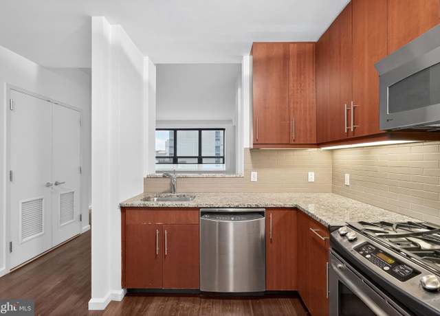 Property at 1425-00 Locust St Unit 15F, Philadelphia, PA 19102, 1 bed, 1 bath