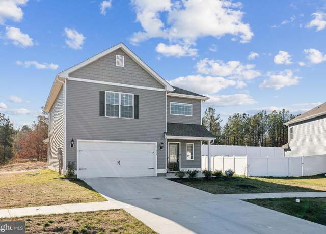 Property at 17098 Rollins Rd, Bowling Green, VA 22427, 3 beds, 2.5 baths