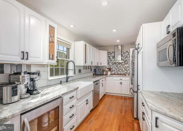 Property at 9016 Greylock St, Alexandria, VA 22308, 5 beds, 3.5 baths