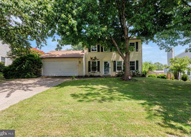 Property at 12710 Society Dr, Herndon, VA 20170, 3 beds, 2.5 baths