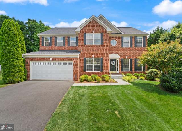 Property at 20642 Lewins Ct, Sterling, VA 20165, 5 beds, 3.5 baths