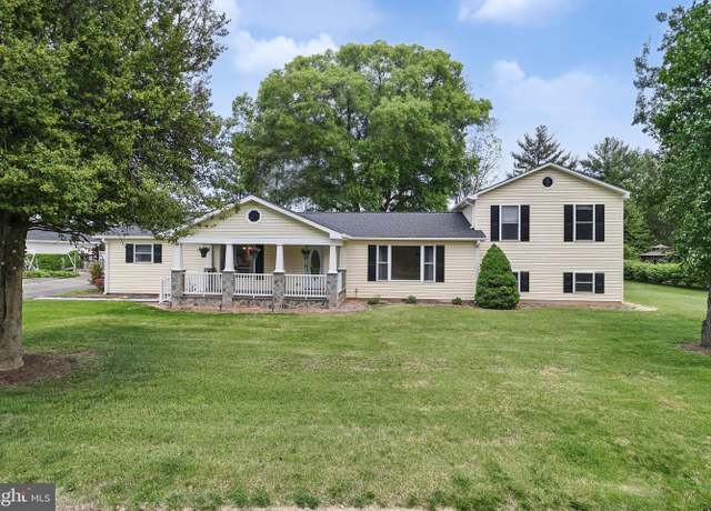 Property at 9807 Hutchison Ln, Manassas, VA 20110, 3 beds, 3.5 baths