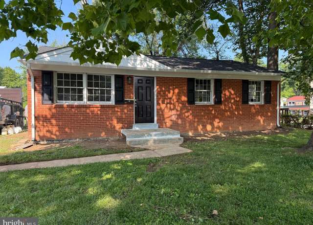 Property at 13702 Grace St, Woodbridge, VA 22193, 3 beds, 1 bath
