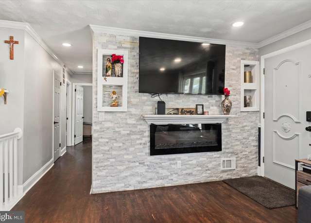 Property at 117 Pepper Mill Dr, Capitol Heights, MD 20743, 3 beds, 3 baths