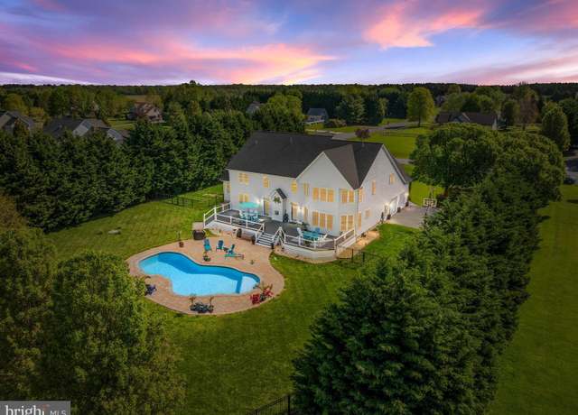Property at 302 Old Line Dr, Centreville, MD 21617, 4 beds, 2.5 baths