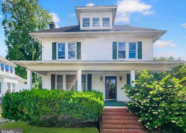 Property at 604 Market St, Pocomoke City, MD 21851, 4 beds, 2 baths