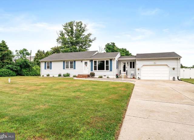 Property at 77 Old York Rd, Chesterfield, NJ 08515, 3 beds, 1 bath