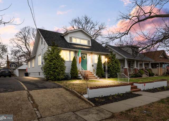 Property at 113 Manheim Ave, Oaklyn, NJ 08107, 3 beds, 1.5 baths