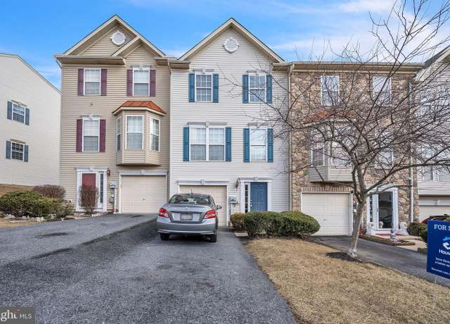 Property at 7548 Stephen Dr, Harrisburg, PA 17111, 4 beds, 3.5 baths