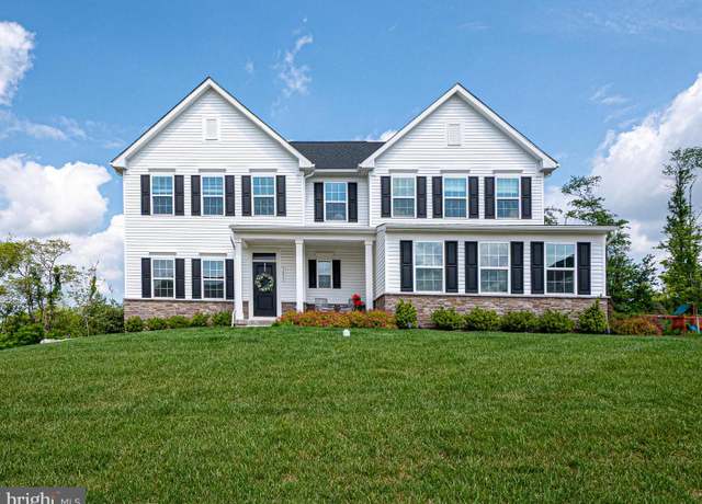Property at 3055 Hawk Valley Ct, Center Valley, PA 18034, 4 beds, 3.5 baths
