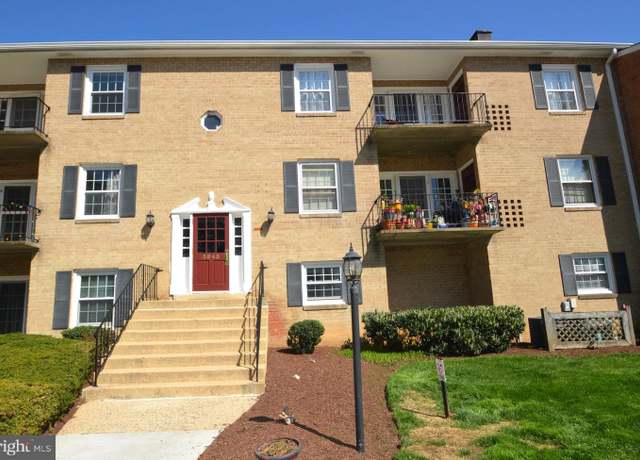 Property at 3945 Lyndhurst Dr #204, Fairfax, VA 22031, 1 bed, 1 bath