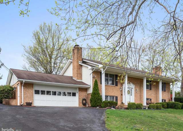Property at 209 Sterrett Ln, Clear Brook, VA 22624, 3 beds, 3 baths