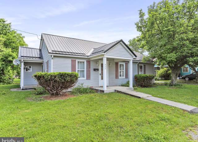 Property at 437 Everett Pl, Romney, WV 26757, 2 beds, 1.5 baths