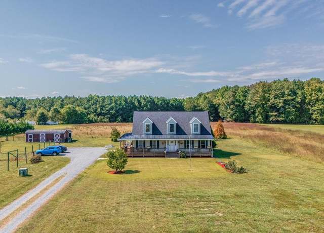 Property at 20852 Country Rd, Georgetown, DE 19947, 2 beds, 3 baths