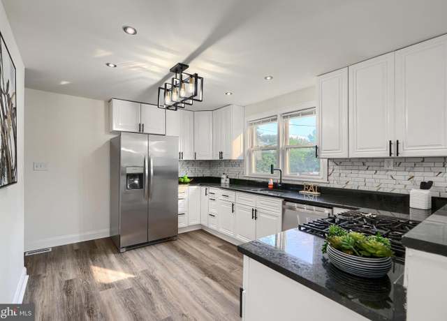Property at 5409 Hillburn Ave, Baltimore, MD 21214, 4 beds, 3 baths