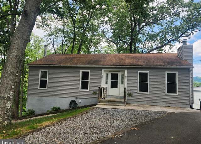 Property at 28 Treetop Trl, Fairfield, PA 17320, 3 beds, 1.5 baths