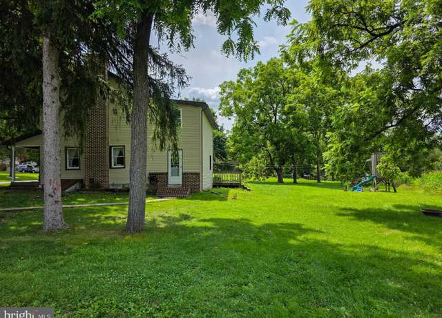 Property at 1207 Pine Rd, Carlisle, PA 17015, 3 beds, 1.5 baths