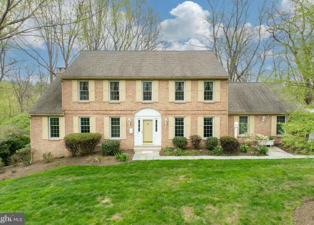 Property at 915 General Wayne Dr, West Chester, PA 19382, 4 beds, 3.5 baths