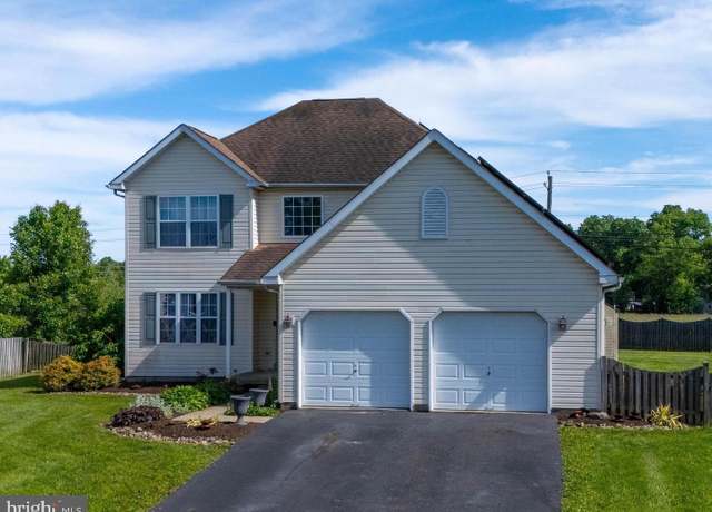 Property at 134 Cobblestone Dr, Gilbertsville, PA 19525, 3 beds, 2.5 baths