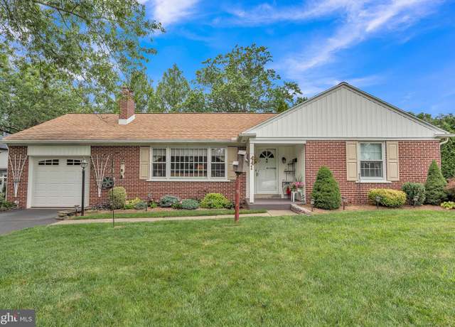 Property at 441 Montgomery Ave, Souderton, PA 18964, 3 beds, 1 bath