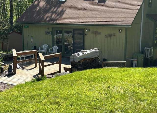 Property at 202 Tepee Dr, Pocono Lake, PA 18347, 3 beds, 2 baths
