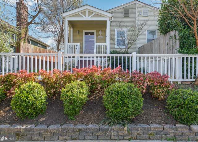 Property at 39 E Reed Ave, Alexandria, VA 22305, 2 beds, 2 baths