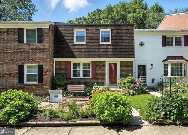 Property at 6848 Brian Michael Ct, Springfield, VA 22153, 3 beds, 3.5 baths