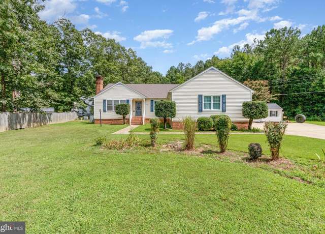 Property at 5212 Farmcrest Cir, Prince George, VA 23875, 4 beds, 2.5 baths
