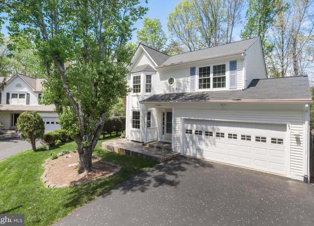 Property at 5346 Satterfield Dr, Woodbridge, VA 22193, 4 beds, 3.5 baths