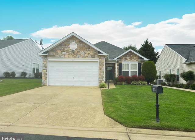 Property at 3776 Blowing Leaf Pl, Dumfries, VA 22025, 3 beds, 2 baths