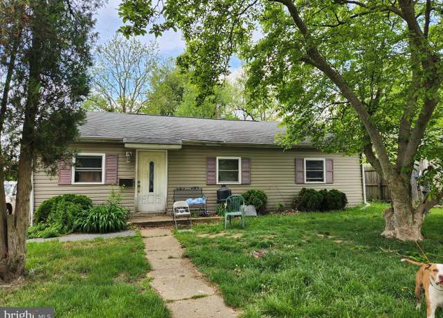 Property at 26 Onaway Pl, New Castle, DE 19720, 3 beds, 1 bath