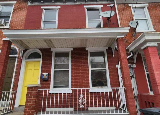 Property at 1213 W 4th St, Wilmington, DE 19805, 3 beds, 1.5 baths