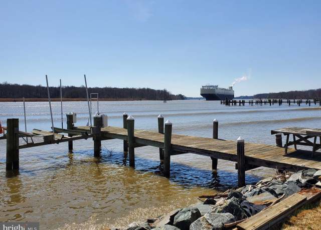 Property at 64 S Shore Rd, Elkton, MD 21921, 3 beds, 2.5 baths
